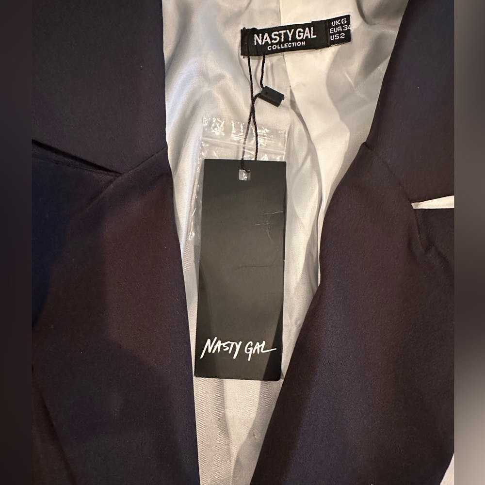 Nasty Gal | Color Block Black and White Blazer Dress - Picture 4 of 5